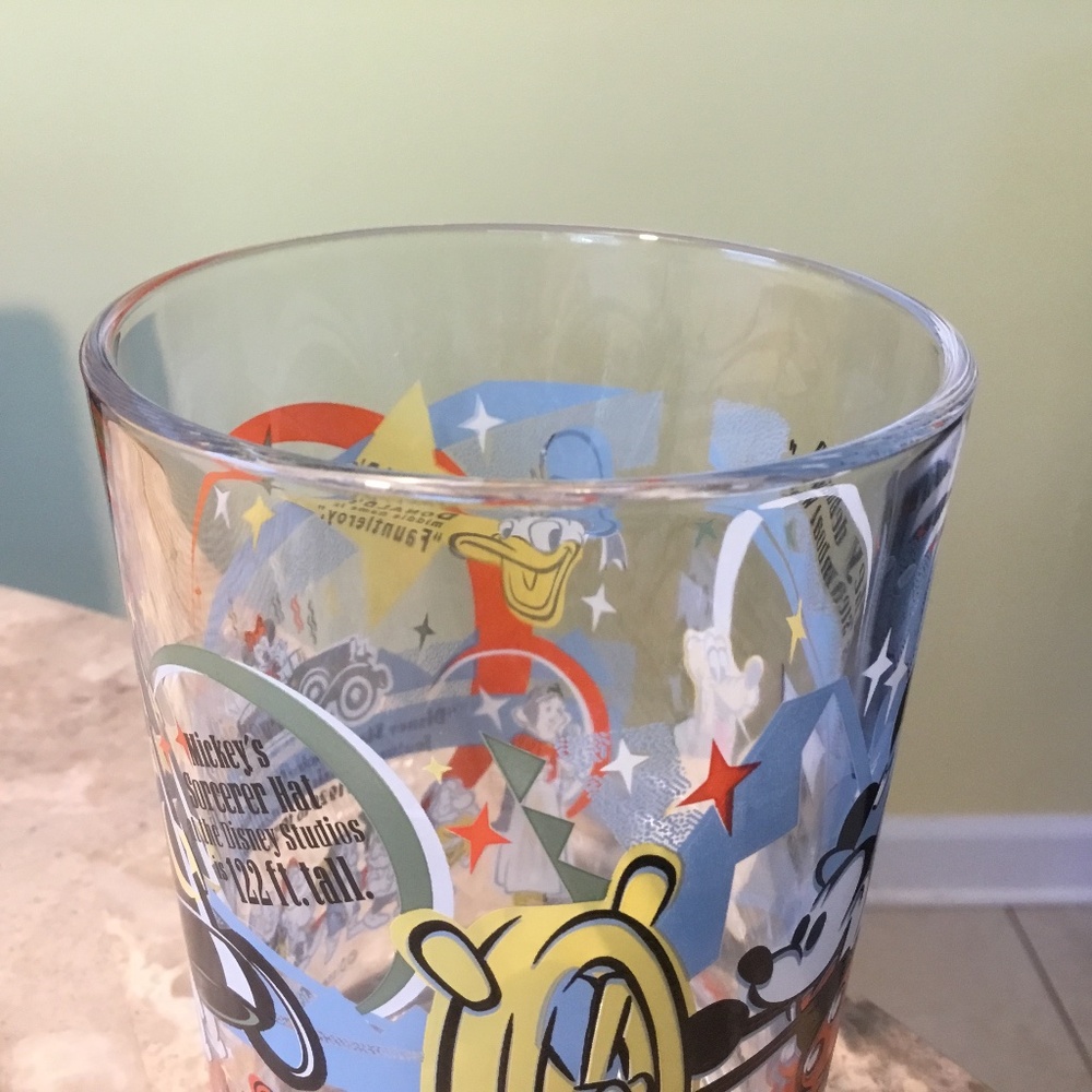 Walt Disney 100 years of Magic Glass (McDonald’s) - Picture 8 of 8